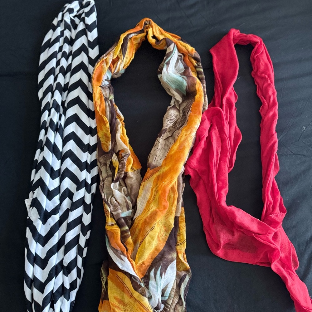 Stylish Multicolor Women's Scarves Set